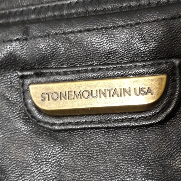 Stone Mountain USA Black Crossbody Bag Multiples Zippered Pockets - Picture 5 of 12